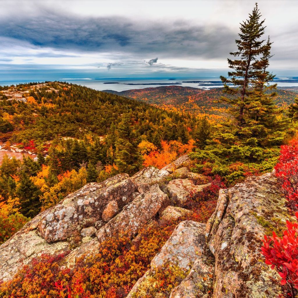 maine in autumn